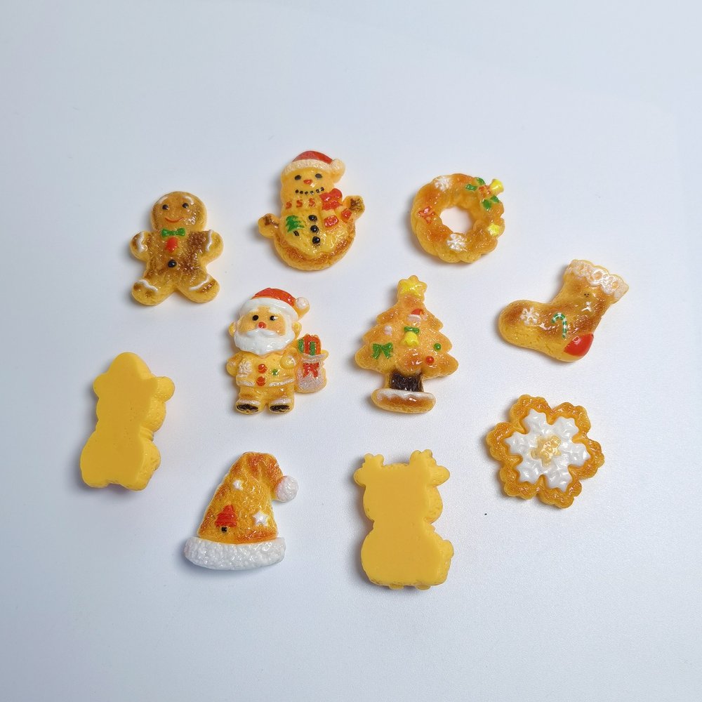 Wholesale Christmas Gingerbread Cabochons Custom 3D Holiday Mini Charms for Hair Phone Keychain Accessories assortment, product code RW26768