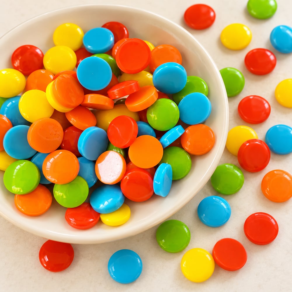 Candy Disc Resin Flatbacks for Wholesale Supply styled assortment illustration, product code RW2304-C thumbnail